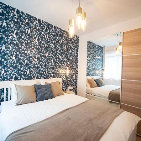 Blue Bird Citadel Apartment Budapest Bagian luar foto