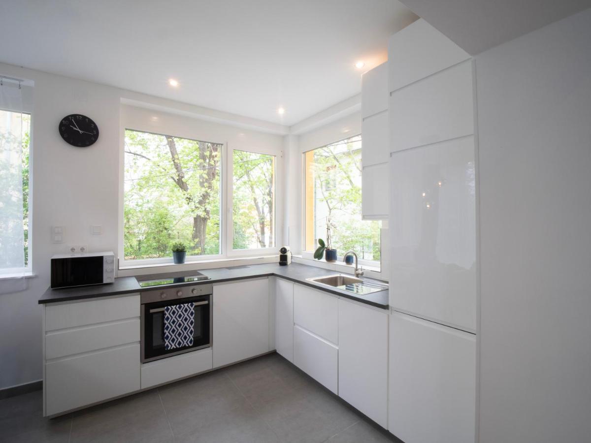 Blue Bird Citadel Apartment Budapest Bagian luar foto